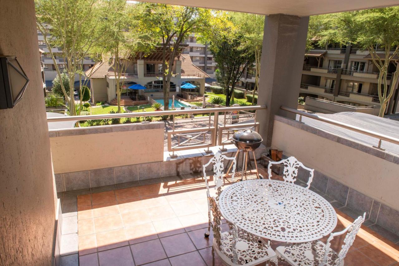 Grayston Exec Apartments Johannesburg Exteriör bild