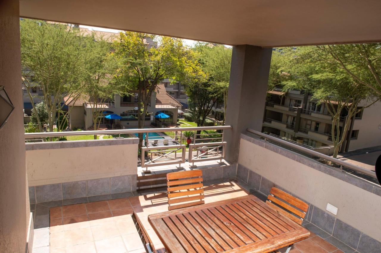 Grayston Exec Apartments Johannesburg Exteriör bild